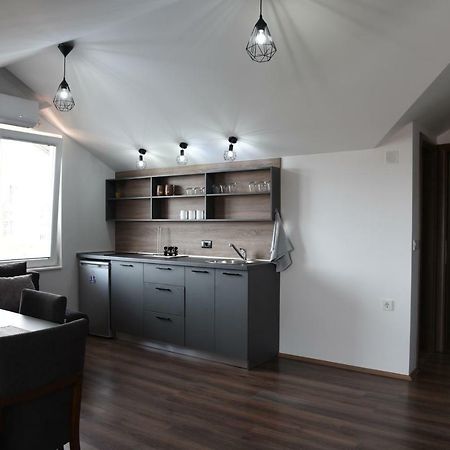 Mihail'S Apartments In Ohrid - 1 Екстериор снимка