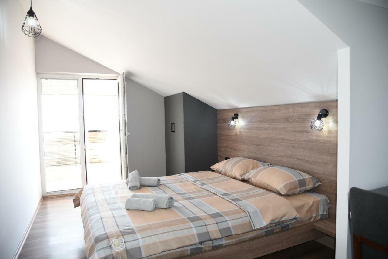 Mihail'S Apartments In Ohrid - 1 Екстериор снимка