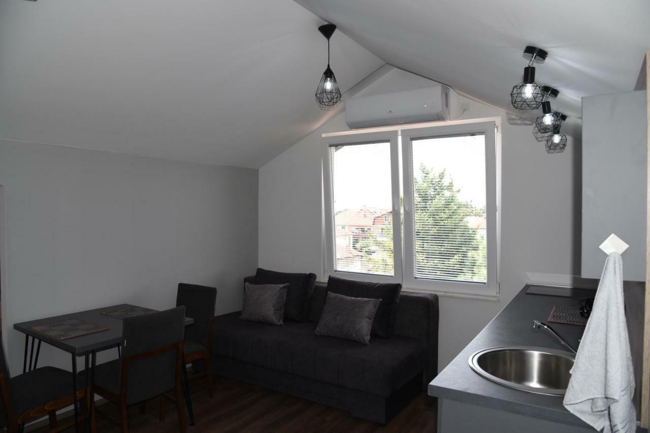 Mihail'S Apartments In Ohrid - 1 Екстериор снимка