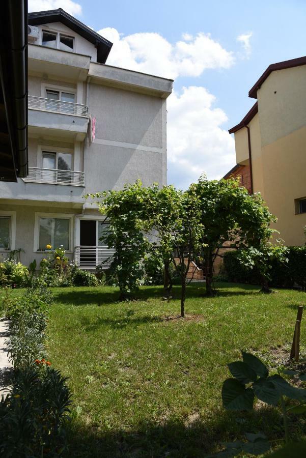 Mihail'S Apartments In Ohrid - 1 Екстериор снимка
